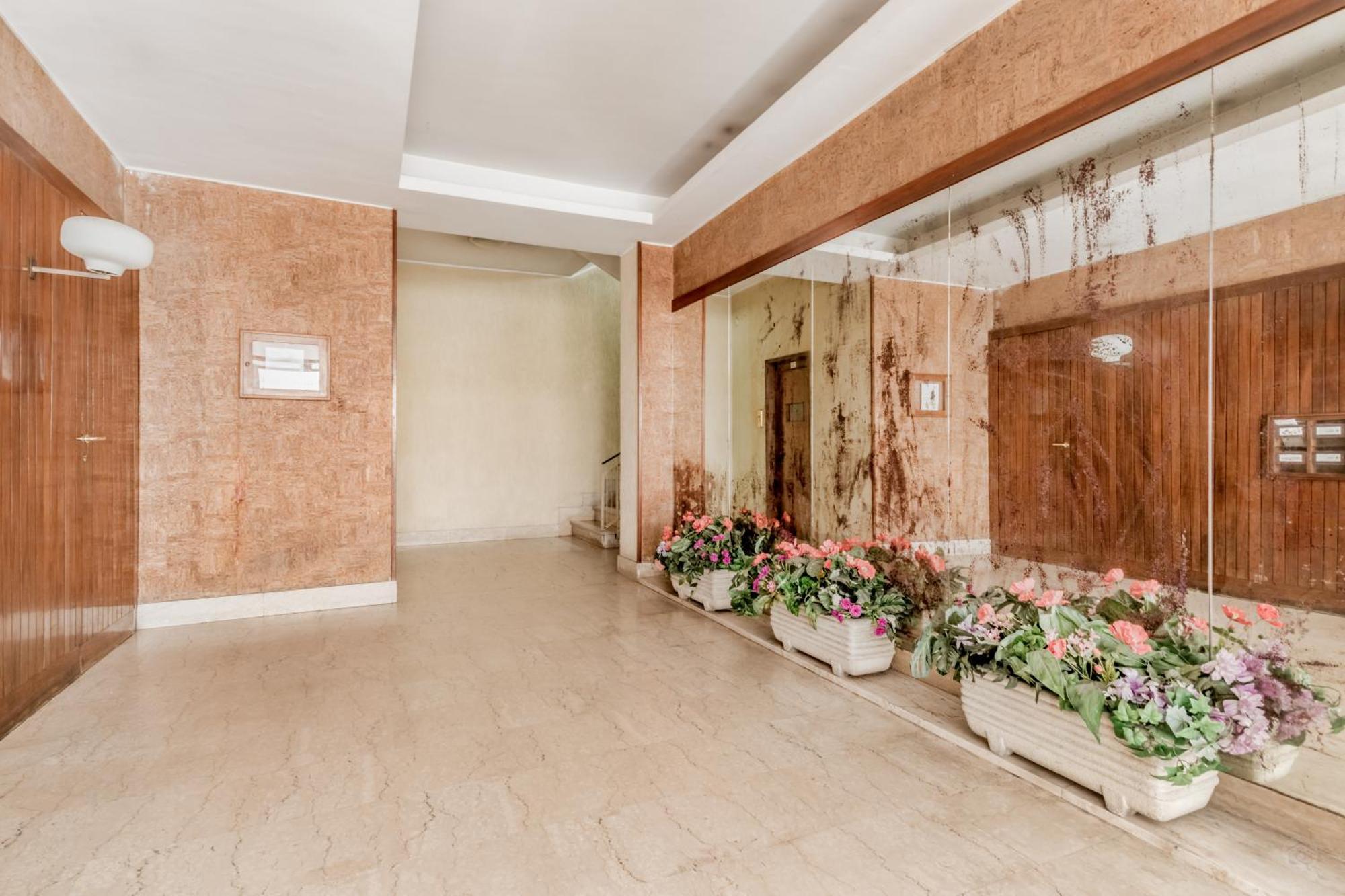 L'attico Con Terrazza In Corso Francia Appartement